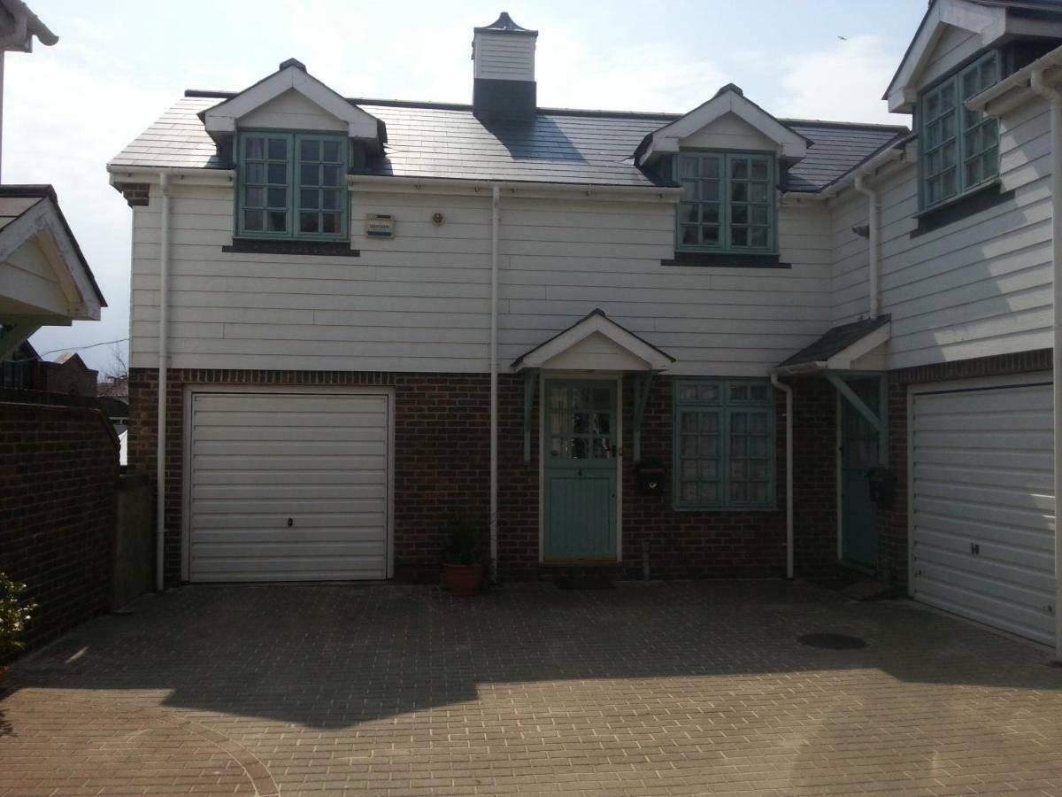 Bo'S Holiday Cottage Torneo de Torneo de Eastbourne Exterior foto